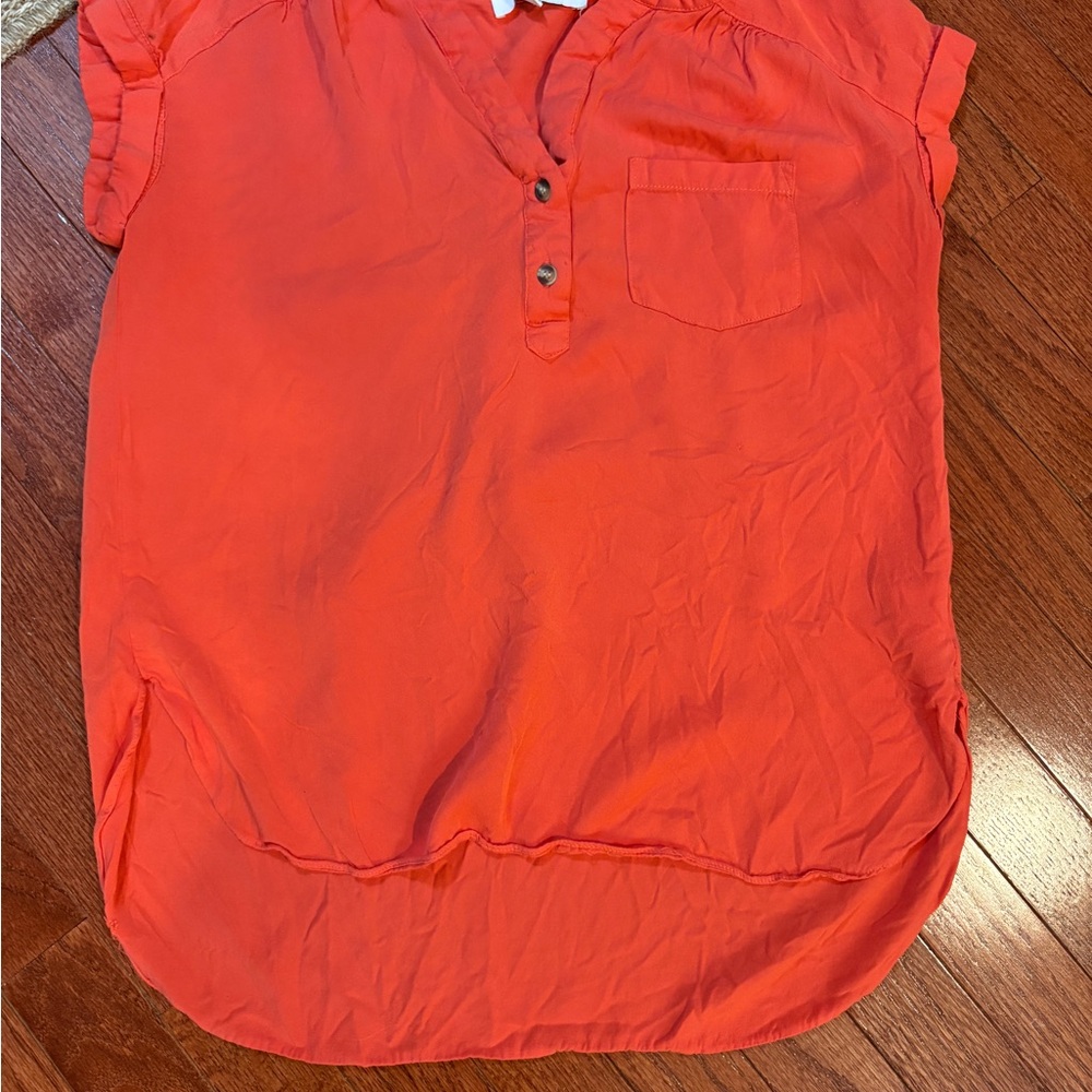 Women's coral/orange Top